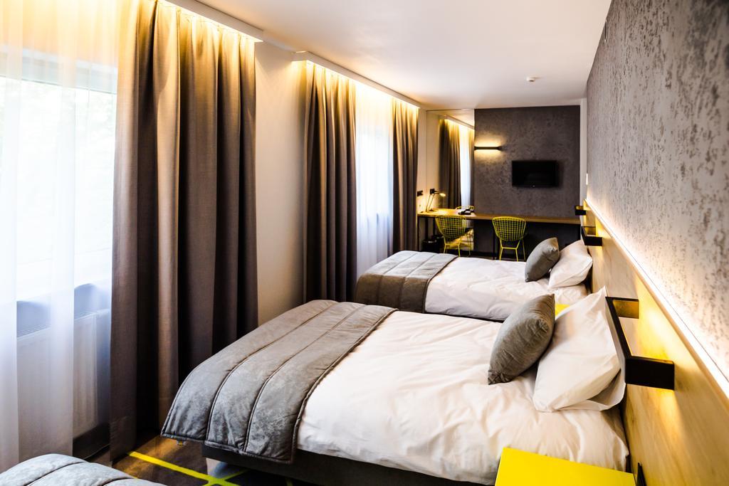 Triple Room,434592711:JPEG