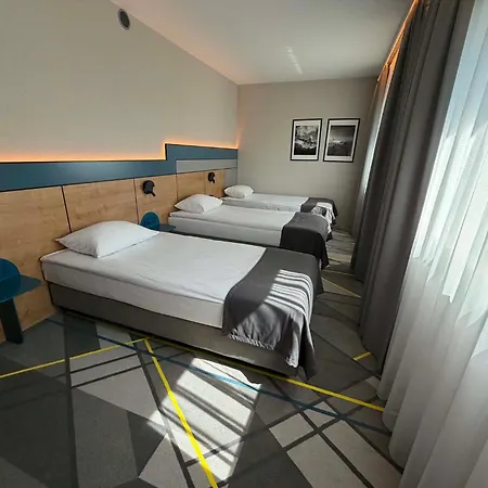 Air Hotel-3